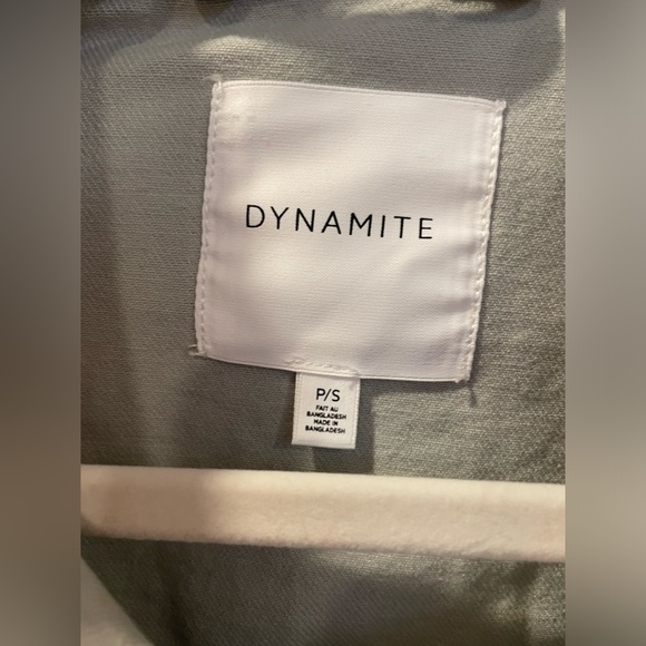 green pastel cropped denim jacket - Picture 2 of 7